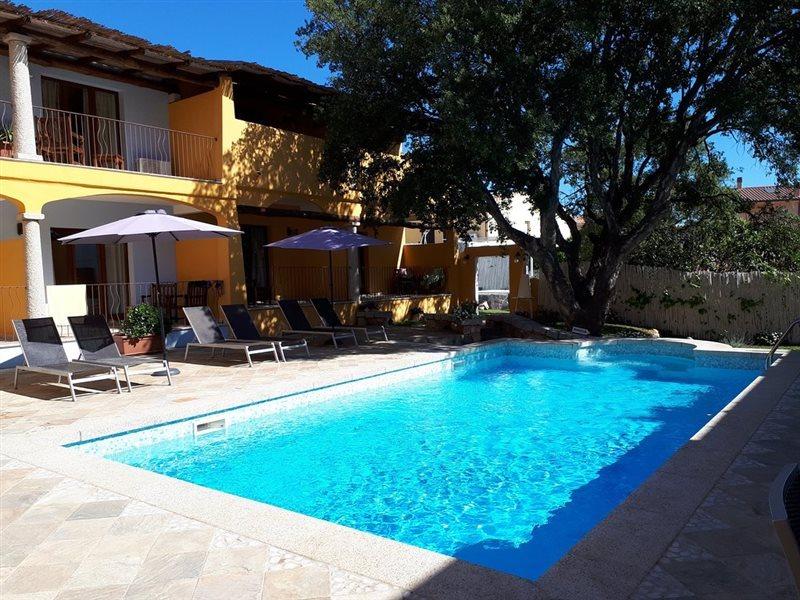 Papillo Resort Borgo Antico San Pantaleo Exterior foto