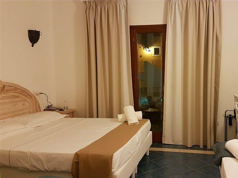 Papillo Resort Borgo Antico San Pantaleo Exterior foto