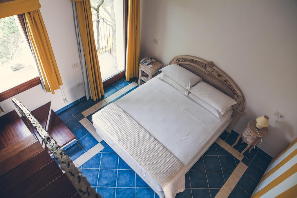 Papillo Resort Borgo Antico San Pantaleo Exterior foto