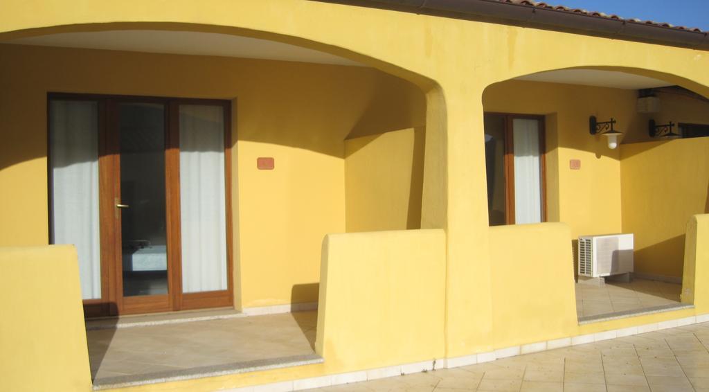 Papillo Resort Borgo Antico San Pantaleo Exterior foto