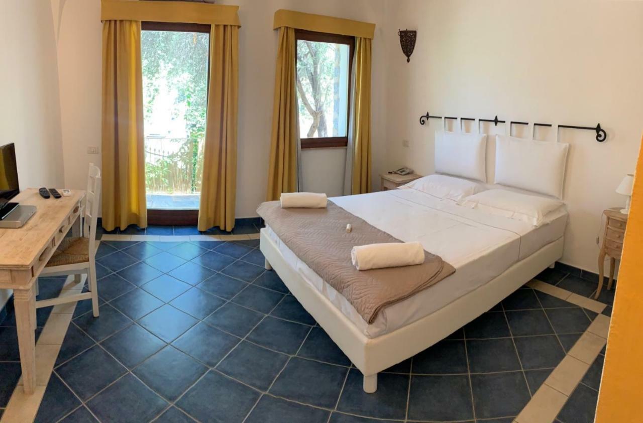 Papillo Resort Borgo Antico San Pantaleo Exterior foto